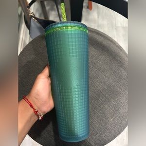 Starbucks grid cup